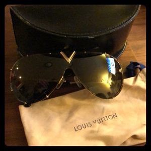 Louis Vuitton LV Drive women’s sunglasses